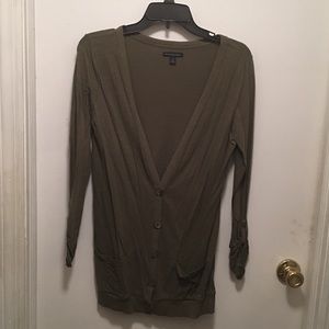 American Eagle olive green cardigan with buttons